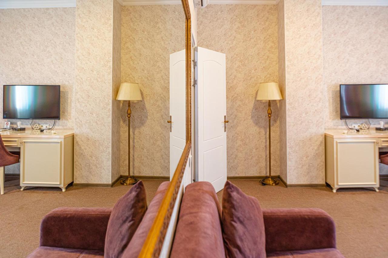 Salam Baku Hotel Buitenkant foto